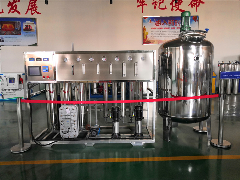 車用尿素生產(chǎn)設(shè)備032.jpg